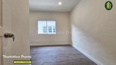 ขายทาวน์เฮ้าส์รีโนเวทใหม่ หมู่บ้านร่มโพธิ์ 3 ศรีด่าน 15 ใกล้รถไฟฟ้า MRT สายสีเหลือง สถานีศรีแบริ่ง-202507021130481751430648097.jpg