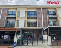 ขายทาวน์โฮม 3 ชั้น เดอะคอนเนค อัพ 3 วงแหวน-บางแค ใกล้ MRT หลักสอง และเดอะมอลล์ไลฟ์สโตร์ บางแค