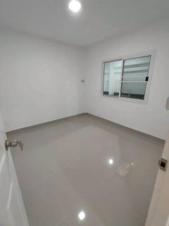 ขายทาวน์เฮ้าส์ หมู่บ้านเฟื่องฟ้าวิลล่า 17 เฟส 2 แพรกษา สมุทรปราการ-202507031641201751535680411.jpg