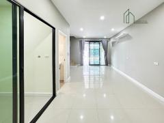 ทาวน์โฮม 3 ชั้น บ้านพาทิโอ วัชรพล – รามอินทรา -202507041423231751613803560.jpg