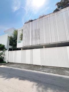 RM365  ให้เช่าบ้านเดี่ยวสุดหรู 3 ชั้น โครงการ VIVE เอกมัย รามอินทรา พร้อมอยู่