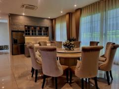 RM369 ให้เช่า บ้านเดี่ยว นาราสิริ กรุงเทพกรีฑา สวยหรู ตบแต่งพร้อมเข้าอยู่  5ห้องนอน ไซค์ใหญ่ พื้นที่ใช้สอยเยอะ เดินทางสะดวก-202507042248591751644139517.jpg