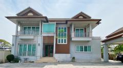 ขายด่วน บ้านเดี่ยวหรู 2 ชั้น 150 ตร.ว. ซอยโพธิ์แก้ว บางกะปิ กรุงเทพฯ แต่งสวนญี่ปุ่นสวย ทำเลเยี่ยม ใกล้เลียบด่วนรามอินทรา