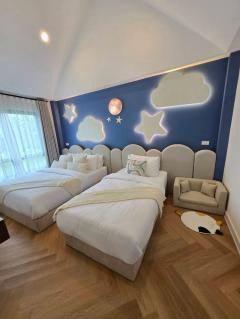 ** เปิดจองแล้ววันนี้** โครงการ Castle Hills เขาชีจรรย์ บ้านหรูสไตล์อังกฤษพร้อมสระว่ายน้ำส่วนตัว ริ่มต้น 12,900,000 บาท (PR:pang)-202507061617011751793421057.jpg