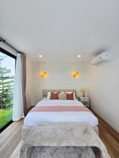 ** เปิดจองแล้ววันนี้** โครงการ Castle Hills เขาชีจรรย์ บ้านหรูสไตล์อังกฤษพร้อมสระว่ายน้ำส่วนตัว ริ่มต้น 12,900,000 บาท (PR:pang)-202507061617011751793421592.jpg