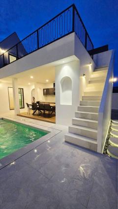 ** เปิดจองแล้ววันนี้** โครงการ Castle Hills เขาชีจรรย์ บ้านหรูสไตล์อังกฤษพร้อมสระว่ายน้ำส่วนตัว ริ่มต้น 12,900,000 บาท (PR:pang)-202507061617071751793427714.jpg