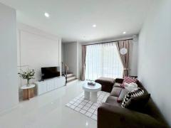 RM408 ให้เช่า ทาวน์โฮม บ้านกลางเมือง พระราม9-กรุงเทพกรีฑา  หลังมุม วิวสวน แต่งครบพร้อมอยู่  #บ้านใหม่ #ทำเลดีมาก #มีร้านสะดวกซื้อหน้าปากซอย