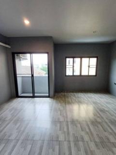 P893-ขายทาวน์โฮม-บ้าน-สไตล์ลอฟท์-ลาดพร