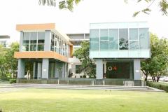 ให้เช่าทาวน์โฮมหรู 3.5 ชั้น บ้านกลางเมือง MRT ราชภัฏพระนคร 1กม.21 ตร.วา.270 ตร.ม.จัดเต็มเฟอร์ 3 นอน 3 น้ำ  วิภาวดี 60-66