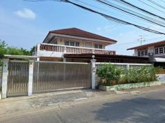 ขายบ้านเดี่ยว-2-ชั้น-หลังมุม-หมู่บ้า