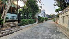 โฮมออฟฟิศ สตรีวิทยา 2 สไตล์โมเดิร์นทรอปิคอล 3.5 ชั้น 67 ตร.วา โครงสร้างคอนกรีต เหล็ก กระจกและไม้จริง เข้าออกได้หลายทาง อาทิ เลียบด่วนรามอินทรา เกษตร-นวมิทร์ โชคชัย 4 ลาดพร้าว 71-202507091644321752054272957.jpg