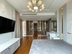 ให้เช่าบ้านหรูใจกลางสาทร พร้อมลิฟต์ในบ้านและสระว่ายน้ำส่วนตัว-202507092325301752078330440.jpg