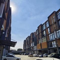 RM430 ให้เช่าโฮมออฟฟิศ 5 ชั้น สไตล์ Modern Luxury Loft พร้อมลิฟต์ส่วนตัว เดอะ ไพรด์ สุขุมวิท 77 อ่อนนุช 30