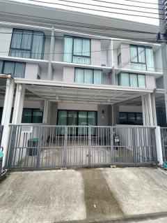 RM438 ให้เช่า Pruksa Ville 76 บางนา วงแหวน เฟอร์ครบพร้อมอยู่