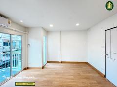 ขายทาวน์เฮ้าส์รีโนเวทใหม่ บ้าน 84 แมนชั่น ใกล้ MRTลาดพร้าว 71 วังทองหลาง-202507142142371752504157055.jpg
