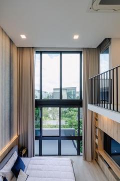 RM445 ปล่อยเช่าบ้านใหม่ หมู่บ้าน Vive กรุงเทพกรีฑา หลังโรงเรียนเวลลิงตัน เป็นบ้านหลังมุม สวนขนาดใหญ่ ต้นไม้ร่มรื่นหันหน้าทิศเหนือ รับลมดี-202507142337371752511057349.jpg