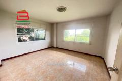 บ้านเดี่ยว หมู่บ้าน ทองสถิตย์ 8-หทัยราษฎร์ เนื้อที่ 50 ตรว. ถนนหทัยราษฎร์ ตำบลลาดสวาย อำเภอลำลูกกา จังหวัดปทุมธานี-202507151059541752551994075.jpg