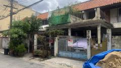 ายทาวน์เฮ้าส์ มี 2 หลังติดกัน ซอยลาดพร้าว 52 ทำเลดี ใกล้รถไฟฟ้า #LB73 – 001047-202507151129441752553784633.jpg