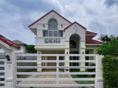 ให้เช่า บ้านเดี่ยว บ้านบารเมษฐ์ สวนหลวง ร.9 200 ตรม 90 ตรว 3นอน 3น้ำ ตกแต่ง พร้อมเข้าอยู่