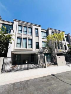 RM456 ให้เช่า Classic Luxury Townhome บ้านกลางเมืองClasse สุขุมวิท77 บ้านสวยพร้อมอยู่ ห่างจาก BTS อ่อนนุช 2 กม