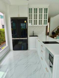 RM457 ให้เช่าแกรนดิโอ บางนา กม.5  ยินดีรับต่างชาติ บ้านหลังใหญ่ Pool Villa สระส่วนตัว-202507162247401752680860828.jpg