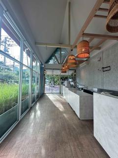 ให้เช่าร้าน cafe 1 นอน 2 น้ำ  38ตร.ม. BTS สะพานตากสิน 1.2 กม.เจริญกรุง 68-77 จันทน์  ทำเลดี เอเชียทีค 950ม