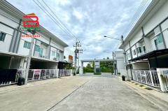 ทาวน์โฮม หมู่บ้าน เดอะ มิราเคิล กาญจนาภิเษก-เอกชัย เนื้อที่ 22.1 ตรว. ใกล้โรงเรียนสารสาสน์วิเทศน์เอกชัย ถนนเอกชัย ตำบลบางน้ำจืด อำเภอเมืองสมุทรสาคร จังหวัดสมุทรสาคร-202507171613241752743604904.jpg