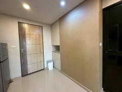 ขายถูก!! เดอะ เอส บล็อก คอนโดมิเนียม (The S Block Condominium) 1นอน 1 น้ำ พื้นที่ 35.78 ตร.ม. หรูหราเงียบสงบ ตกแต่งสวยงาม แถมฟรีเฟอร์นิเจอร์ และเครื่องใช้ไฟฟ้าครบครัน หิ้วกระเป๋าเจ้าอยู่ได้เลย ใกล้บึงหนองโครต-202507181121211752812481550.jpg