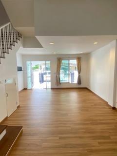 RM447 ให้เช่าบ้านกลางเมือง สวิสทาวน์ เกษตร-นวมินทร์ ประเสริฐมนูกิจ 25 สภาพใหม่-202507181225151752816315936.jpg