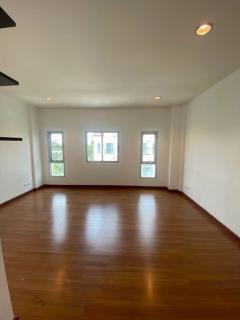 RM447 ให้เช่าบ้านกลางเมือง สวิสทาวน์ เกษตร-นวมินทร์ ประเสริฐมนูกิจ 25 สภาพใหม่-202507181225201752816320779.jpg