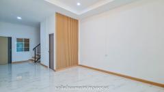 ขาย ทาวน์เฮ้าส์ 2ชั้น ย่านลำลูกกา เดินทางง่าย ใกล้แหล่งอำนวยความสะดวก มบ.สุภาพงษ์ ถ.ลำลูกกา คลอง6 ปทุมธานี -202507190910111752891011579.jpg