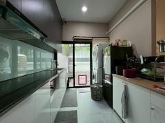 ขาย ทาวน์โฮม บ้านสวย เดอะ ฟรีด้อม นาคนิวาส-โชคชัย 4 226 ตรม 25.9 ตรว ต่อรองได้-202507191657321752919052453.jpg