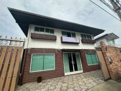 บ้านเดี่ยว 2 ชั้น ติดริมถนนราชพฤกษ์ ใกล้รถไฟฟ้าสถานีบางหว้า