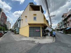 ขาย ตึกเเถว จรัญสนิทวงศ์ 62 เเยก 3 ใกล้ MRT สิรินธร 20.2 ตรว รีโนเวทใหม่ คลาสสิค ทั้งหลัง-202507192341431752943303676.jpg