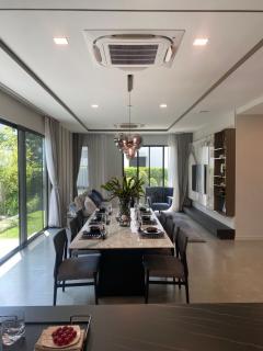 RM464 ให้เช่าบ้านสวย มัณฑนา บางนา กม.15 บ้านสวยพร้อมอยู่ เลี้ยงสัตว์-202507201425511752996351071.jpg