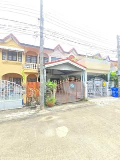 ขายด่วน!! ทาวน์เฮ้าส์ 2ชั้น ติดสถานีบางกระสอ ในหมู่บ้านภัทรินทร์เฮ้าส์ ซ.รัตนาธิเบศร์ 24 ต.บางกระสอ อ.เมืองนนทบุรี จ.นนทบุรี