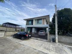 RM469 ให้เช่าบ้านเดี่ยวโกลเด้นวิลเลจ บางนา กิ่งแก้ว หลังมุม พร้อมอยู่