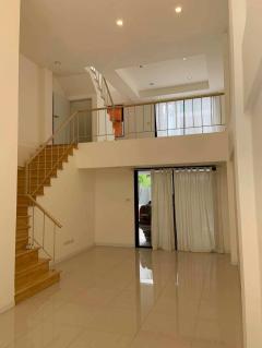 ให้เช่าทาวน์โฮม 3 ชั้น โครงการ Y Residence สุขุมวิท 113 ใกล้ BTS ศรีด่าน (N.1799)-202507211414241753082064113.jpg