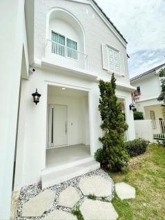 RM477 ประกาศขายด่วน 9.9 ล้านบาท ราคาดีที่สุด หมู่บ้านชัยพฤกษ์บางนา กม. 15 โครงการคุณภาพจากแลนด์แอนด์เฮาส์-202507212155281753109728182.jpg