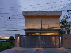 ขาย บ้านเดี่ยว สร้างใหม่ สไตล์ Modern Minimal ขนาด 125 ตรว 5 ห้องนอน พร้อมสระว่ายน้ำระบบน้ำเกลือ สวนขนาดใหญ่ ทำเลริมถนนใหญ่ ถนนสิรินธร ใกล้ทางด่วน ติดสถานีรถไฟฟ้า SRT บางบำหรุ