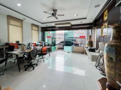 ขาย บ้านเดี่ยว พร้อมออฟฟิศ โกดัง ซอยรามอินทรา 38 แยก 9 พร้อมอยู่ 198 ตรว 2 ชั้น-202507221933041753187584386.jpg