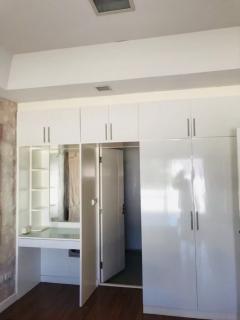 RM481 ให้เช่าบ้านเดี่ยว 2 ชั้น หมู่บ้านมัณฑนา เลค วัชรพล มีความเป็นส่วนตัว ไม่มีบ้านฝั่งตรงข้าม เหมาะสำหรับอยู่อาศัย และการทำเป็นโฮมออฟฟิศ-202507222019341753190374348.jpg