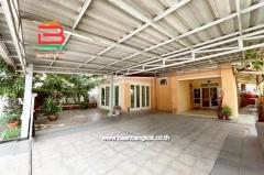 บ้านเดี่ยว หมู่บ้าน ลัลลี่วิลล์ (ซอยลำลูกกา 43) เนื้อที่ 61.1 ตรว. ถนนลำลูกกา ตำบลลาดสวาย อำเภอลำลูกกา จังหวัดปทุมธานี-202507231345051753253105821.jpg