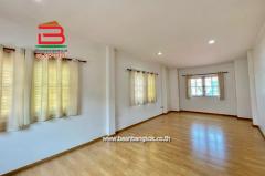 บ้านเดี่ยว หมู่บ้าน ลัลลี่วิลล์ (ซอยลำลูกกา 43) เนื้อที่ 61.1 ตรว. ถนนลำลูกกา ตำบลลาดสวาย อำเภอลำลูกกา จังหวัดปทุมธานี-202507231345091753253109741.jpg