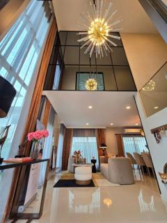 ให้เช่าบ้านหรู 2 ชั้น 2 หลัง โครงการบุราสิริ กรุงเทพกรีฑา แบบบ้าน Kempas  ใกล้ รร.นานาชาติไบรตัน บางกะปิ กรุงเทพฯ-202507231428271753255707980.jpg