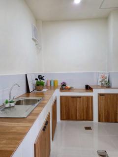 ขายทาวน์โฮม 2 ชั้น บิ้วอินครบ แต่งสวย พร้อมอยู่ ขนาด 20 ตร.วา-202507232253221753286002053.jpg