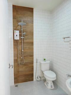 ขายทาวน์โฮม 2 ชั้น บิ้วอินครบ แต่งสวย พร้อมอยู่ ขนาด 20 ตร.วา-202507232253231753286003470.jpg