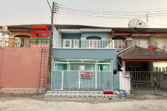 ทาวน์เฮาส์-หมู่บ้าน-สถาพร-คลอง-4-เนื้