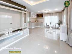 ขายบ้านหรูสไตล์โมเดิร์นอังกฤษ หมู่บ้านโกลเด้น นีโอ สาทร ทำเลดีที่สุดของฝั่งธน พร้อมบิ้วท์อินสวยหรู-202507241517471753345067032.jpg