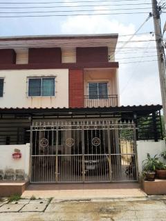 ขาย ทาวน์โฮม บ้าน พระปิ่น 3 บางใหญ่ นนทบุรี ขนาด 102 ตรม. 30 ตร.วา ลดราคาถูกมาก 2,738,300​ บาท